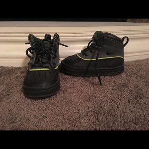 Nike Infant/Toddler winter boots